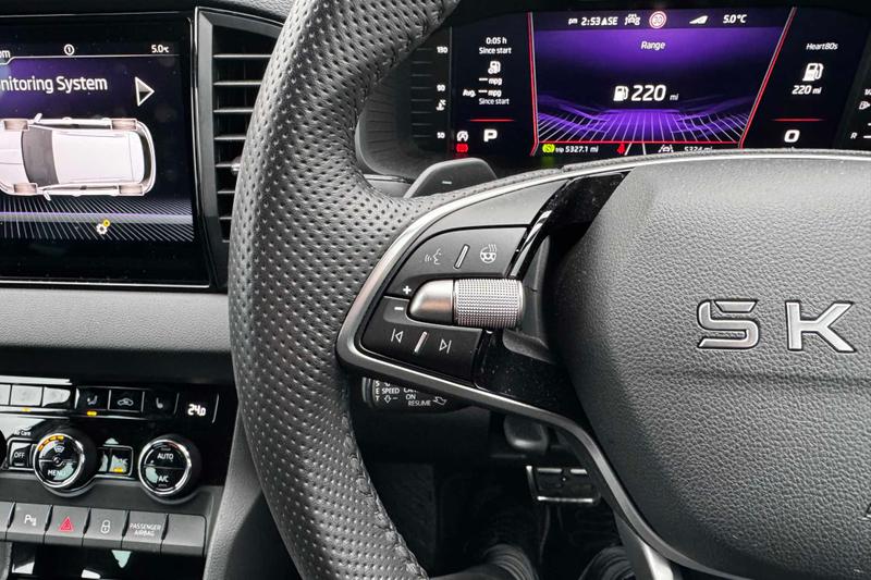 Used Skoda Karoq 2025 for sale - 77427340: Photo 19