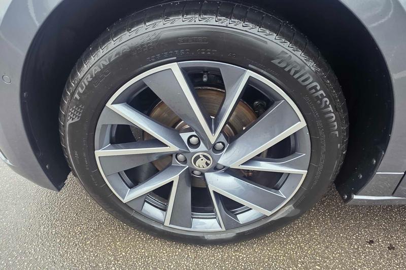 Used Skoda Enyaq 2023 for sale - 77528956: Photo 5