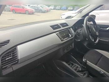 Used Skoda Fabia 2017 for sale - 78942371: Photo