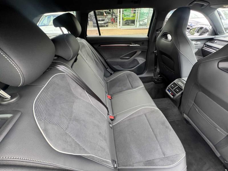 Used Skoda Superb 2025 for sale - 76882520: Photo 11