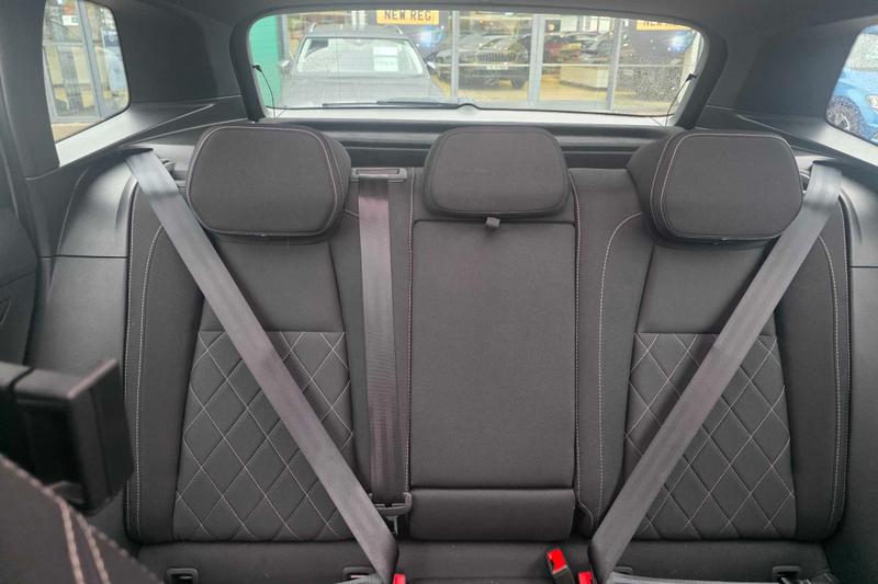 Used Skoda Karoq 2025 for sale - 76882502: Photo 38