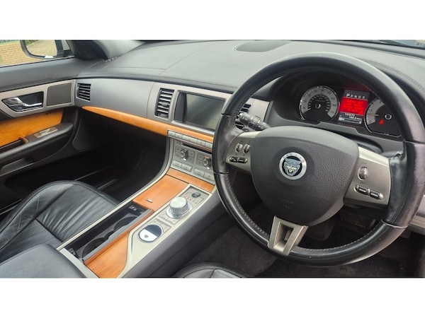 Used Jaguar XF 2010 for sale - 76128113: Photo 15