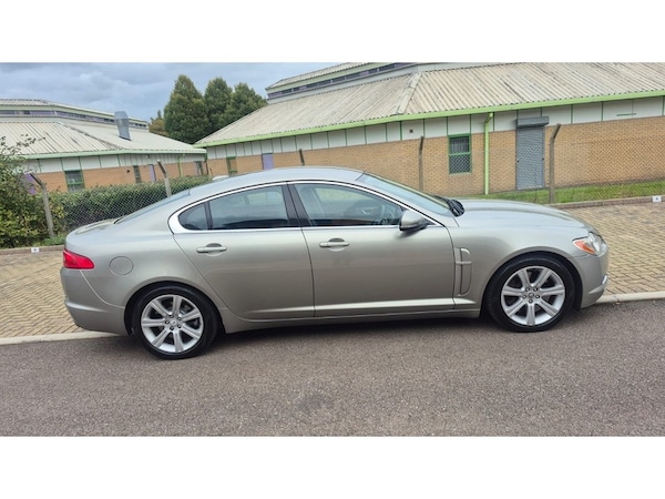 Used Jaguar XF 2010 for sale - 76128113: Photo 6