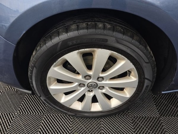 Used Vauxhall Zafira Tourer 2013 for sale - 75276161: Photo 9