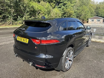 Used Jaguar F-Pace 2016 for sale - 75877982: Photo