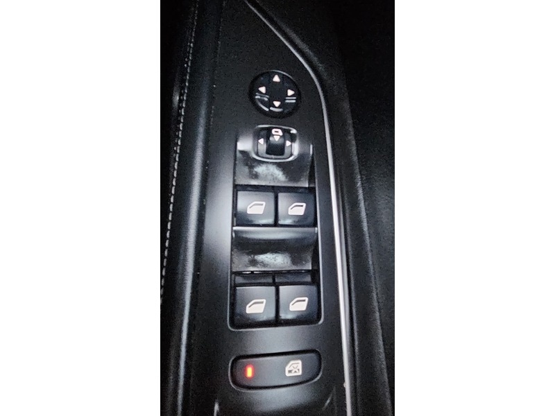 Used Peugeot 3008 2017 for sale - 76570684: Photo 25