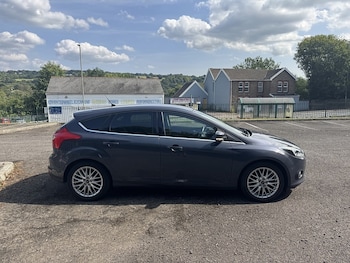 Used Ford Focus 2014 for sale - 75536139: Photo