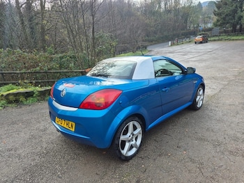 Used Vauxhall Tigra 2007 for sale - 76763211: Photo