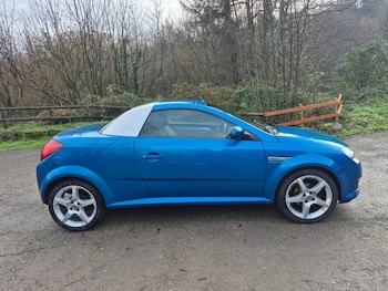 Used Vauxhall Tigra 2007 for sale - 76763211: Photo