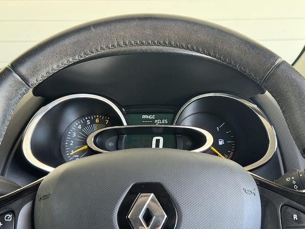 Used Renault Clio 2015 for sale - 75221631: Photo 7