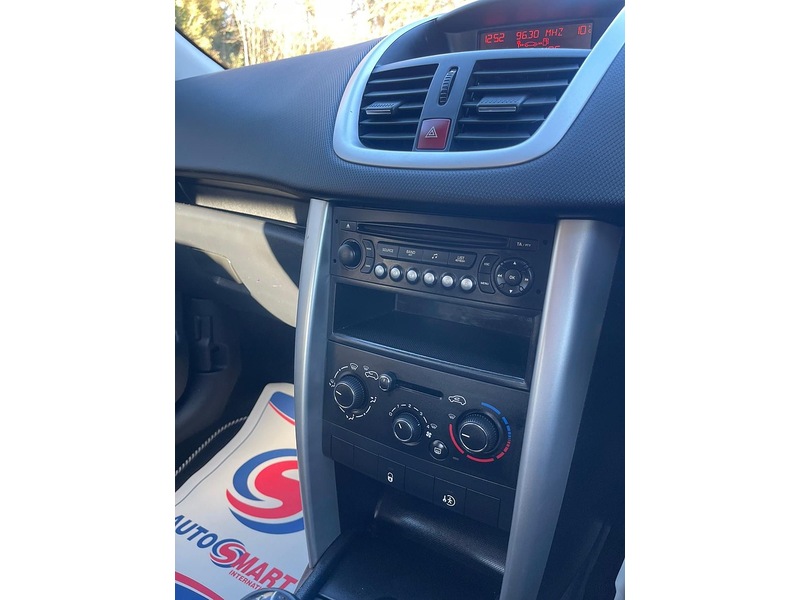 Used Peugeot 207 2012 for sale - 77012267: Photo 13