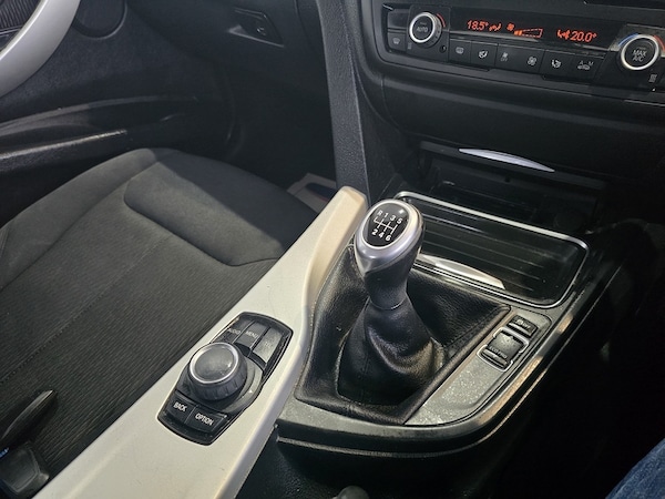 Used BMW 3 Series 2012 for sale - 74871069: Photo 10