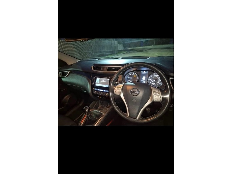 Used Nissan Qashqai 2015 for sale - 76763212: Photo 2