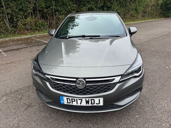 Used Vauxhall Astra 2017 for sale - 75986827: Photo 3