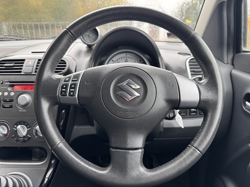 Used Suzuki Splash 2013 for sale - 76505615: Photo 8