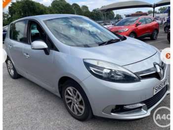 2015 - dCi Dynamique Nav 5-Door