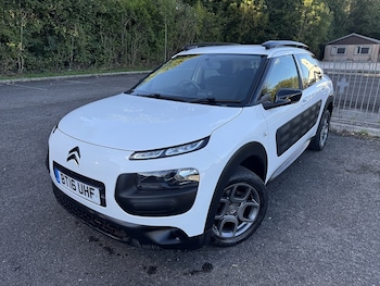 2016 - BlueHDi Feel 5-Door