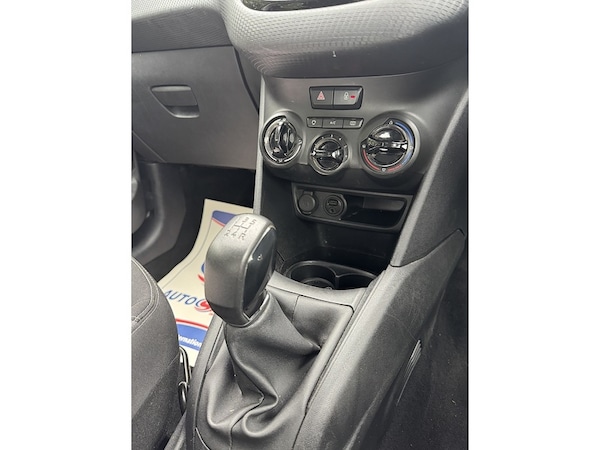 Used Peugeot 208 2015 for sale - 76069224: Photo 10