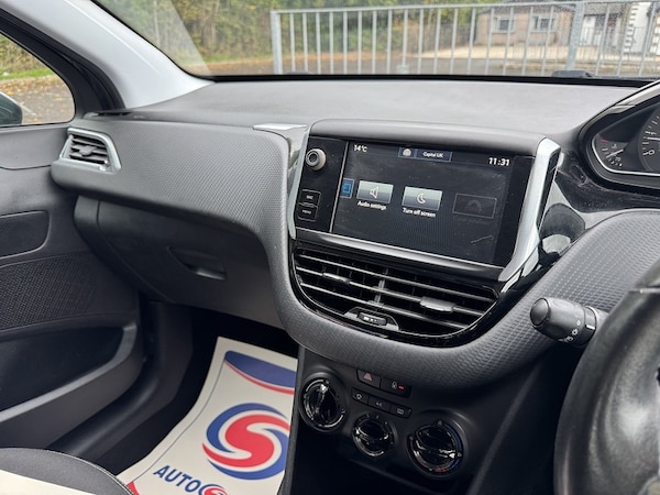 Used Peugeot 208 2015 for sale - 76069224: Photo 13