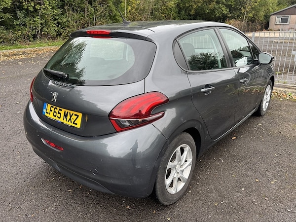 Used Peugeot 208 2015 for sale - 76069224: Photo 3