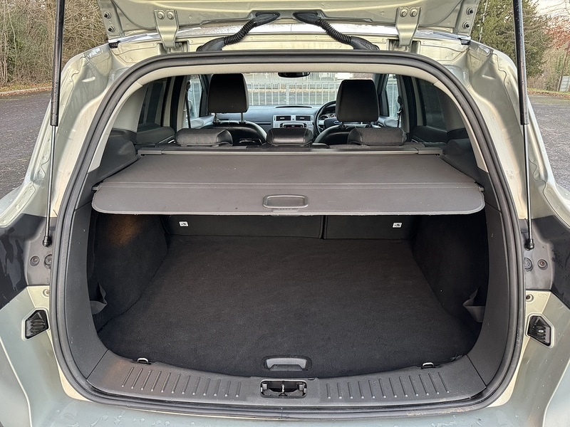 Used Ford Kuga 2009 for sale - 76924028: Photo 8