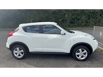 Used Nissan Juke 2014 for sale - 76009597: Photo