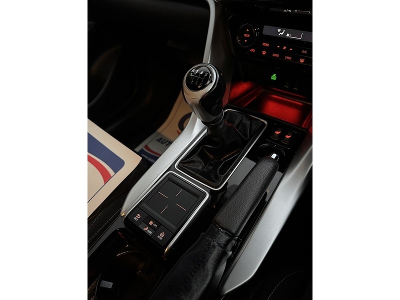 Used Mitsubishi Eclipse Cross 2018 for sale - 76496979: Photo 18