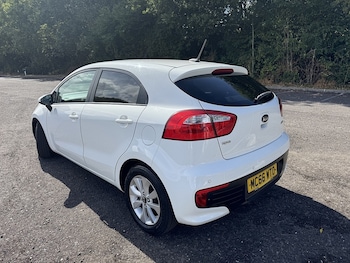 Used Kia Rio 2017 for sale - 76323821: Photo