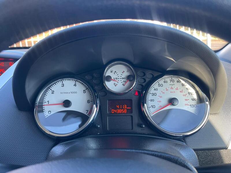 Used Peugeot 207 2012 for sale - 76906051: Photo 11