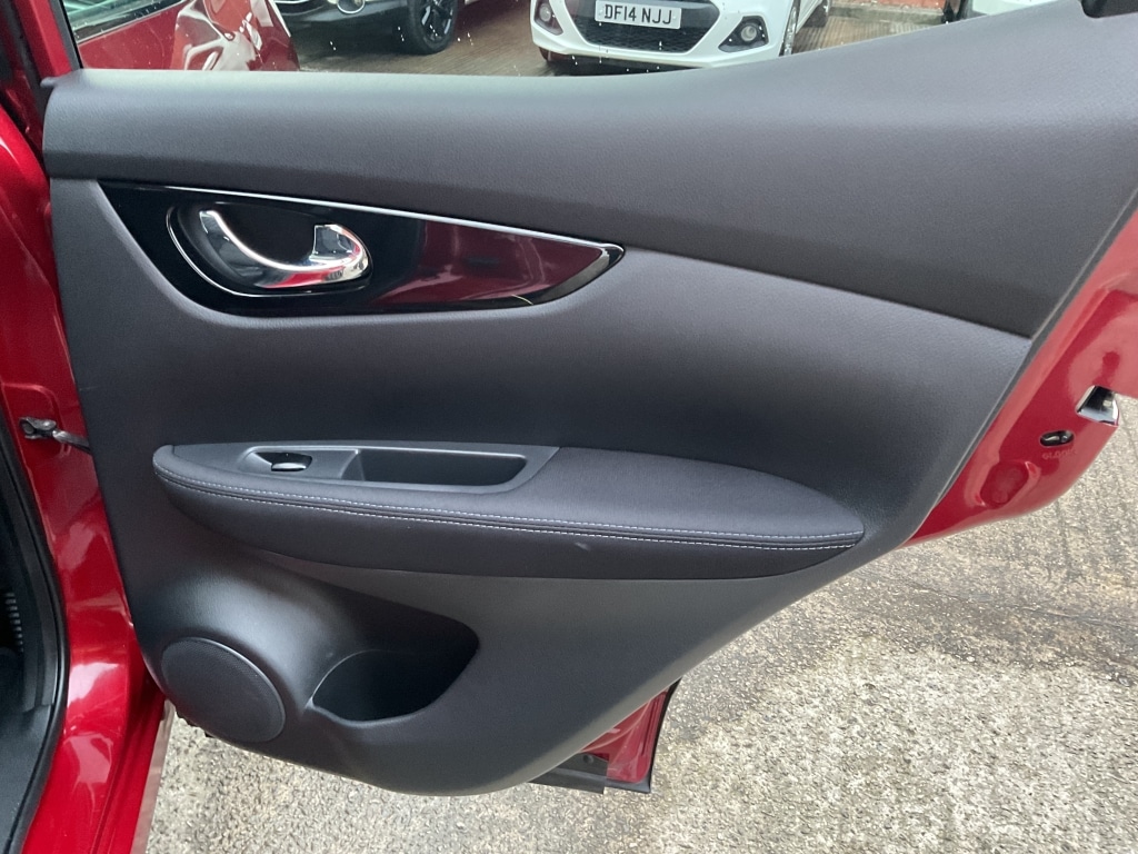 Used Nissan Qashqai 2015 for sale - 77453590: Photo 16