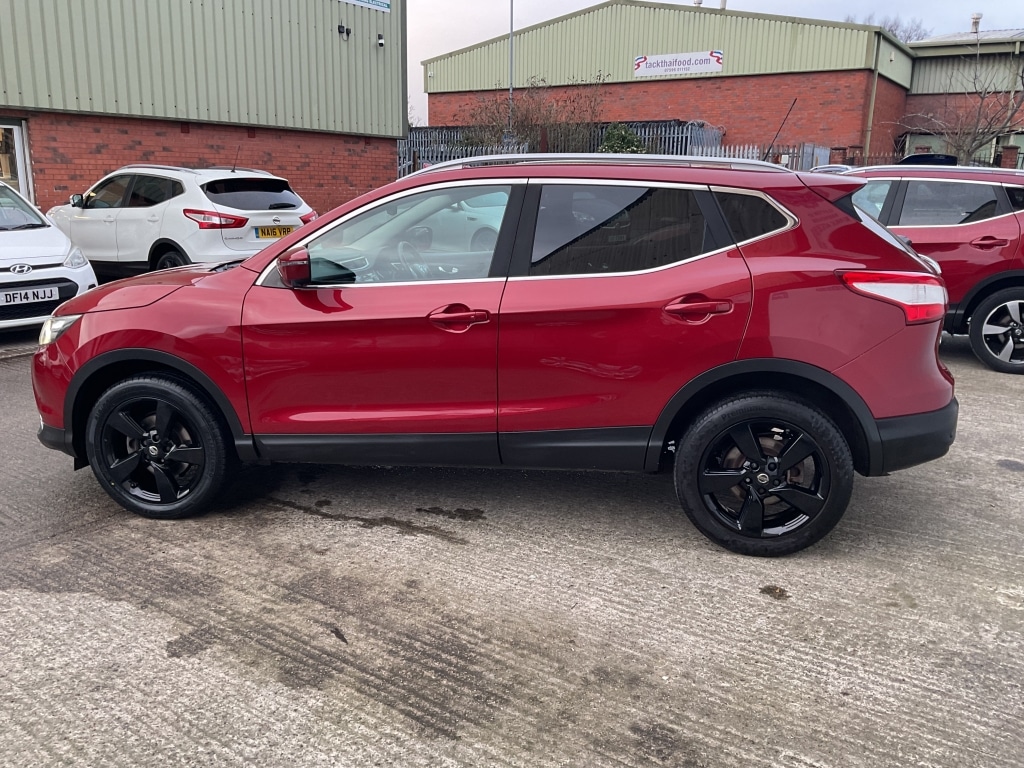 Used Nissan Qashqai 2015 for sale - 77453590: Photo 3