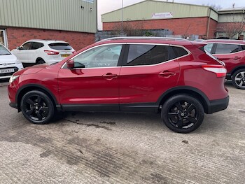 Used Nissan Qashqai 2015 for sale - 77453590: Photo