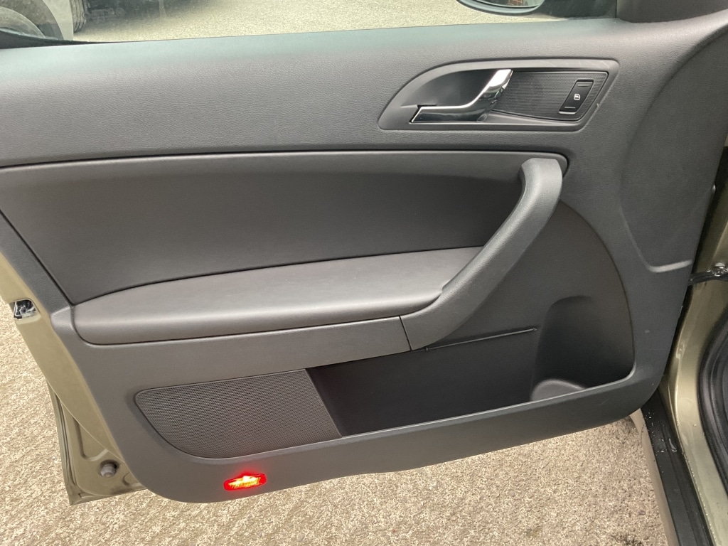 Used Skoda Yeti 2015 for sale - 77766845: Photo 28