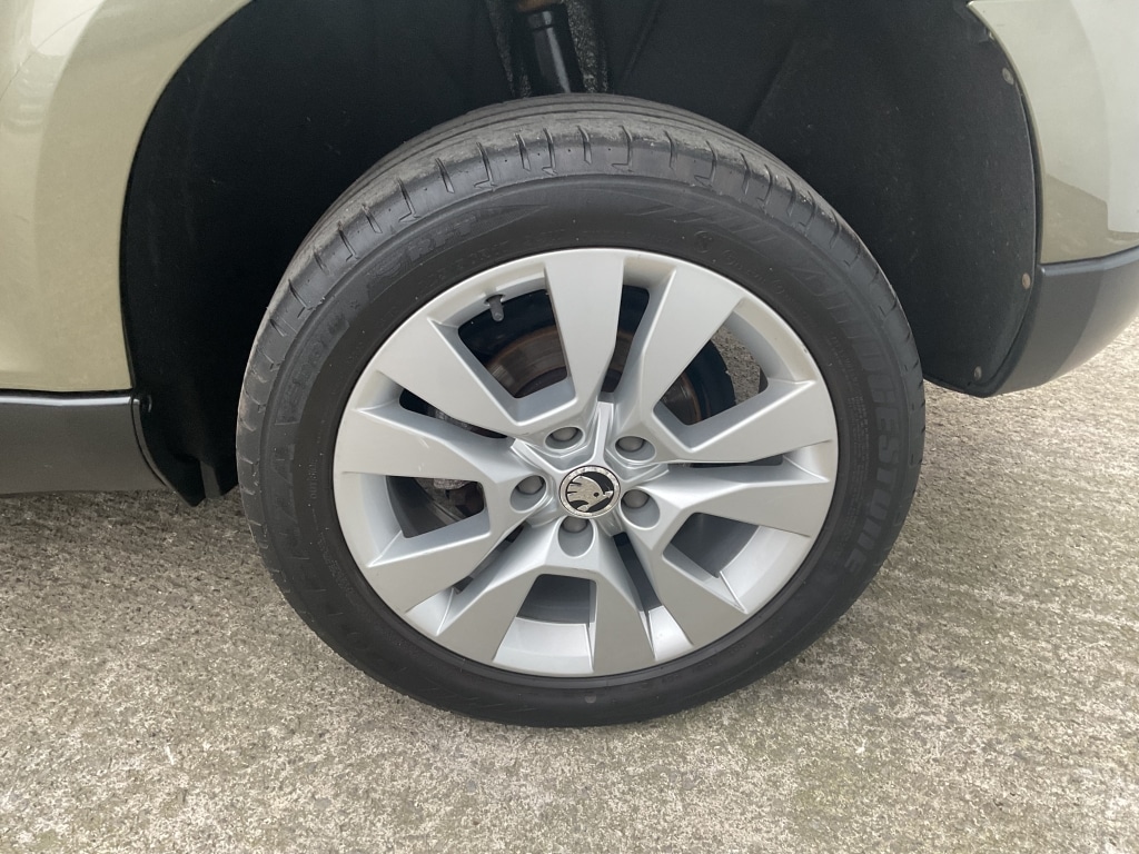 Used Skoda Yeti 2015 for sale - 77766845: Photo 32