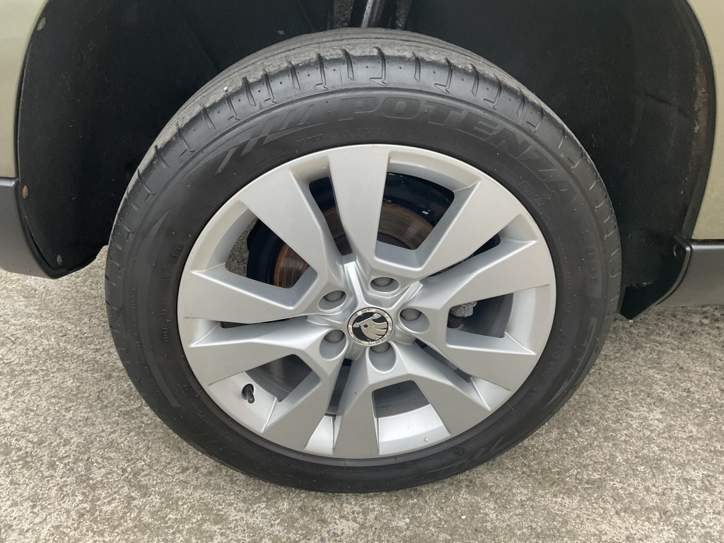 Used Skoda Yeti 2015 for sale - 77766845: Photo 33