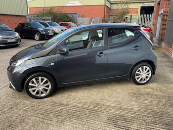 Used Toyota AYGO 2016 for sale - 76305760: Photo