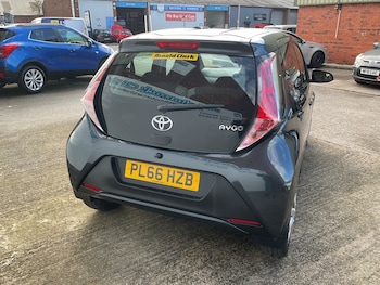 Used Toyota AYGO 2016 for sale - 76305760: Photo