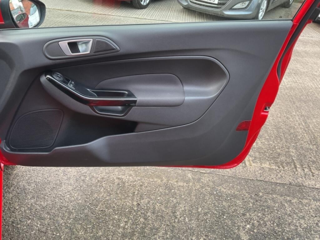 Used Ford Fiesta 2015 for sale - 76956976: Photo 13