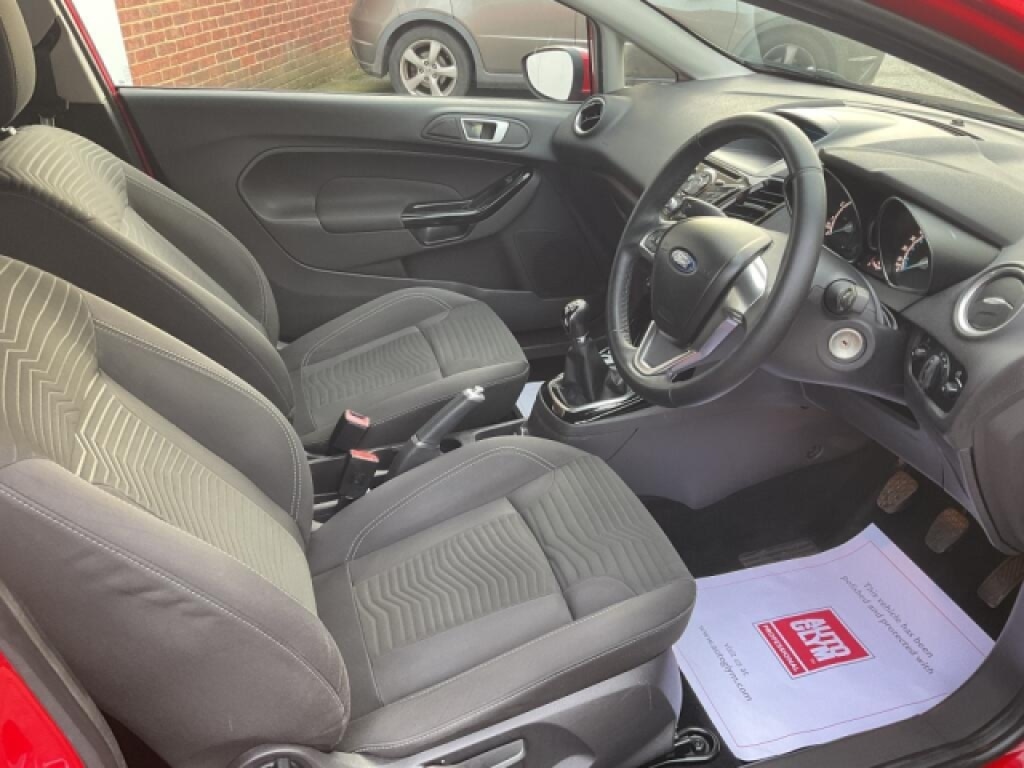 Used Ford Fiesta 2015 for sale - 76956976: Photo 6