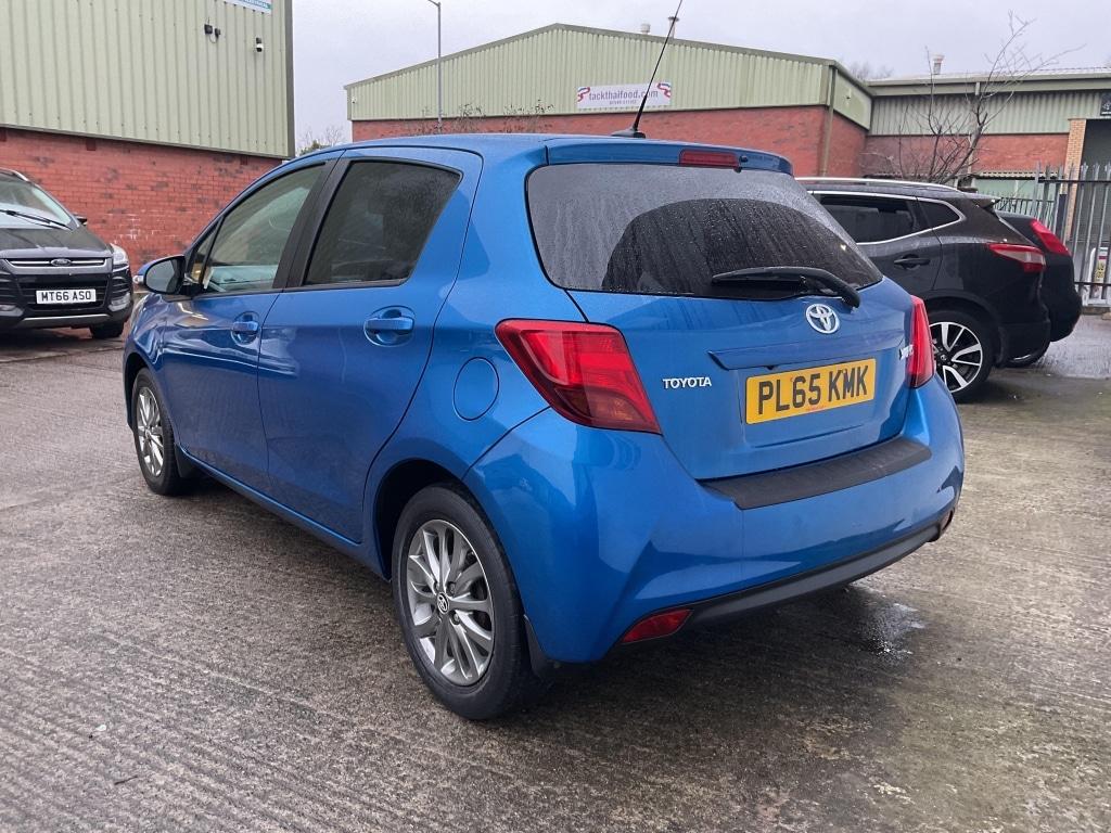 Used Toyota Yaris 2016 for sale - 77508803: Photo 4