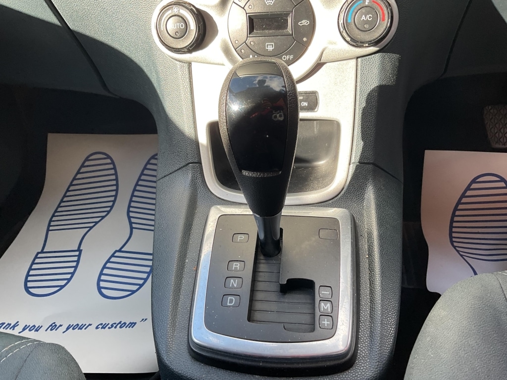 Used Ford Fiesta 2010 for sale - 76375071: Photo 13
