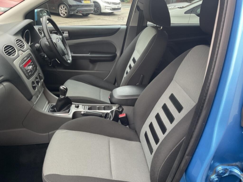 Used Ford Focus 2010 for sale - 77073355: Photo 22