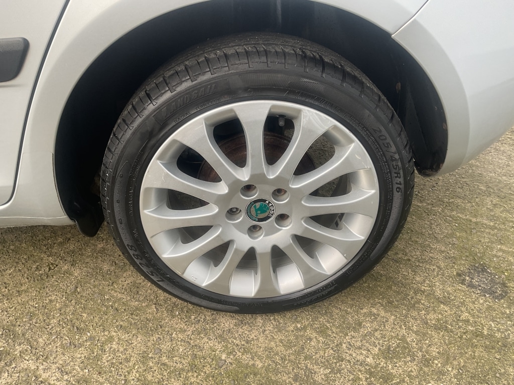 Used Skoda Fabia 2011 for sale - 77196757: Photo 27