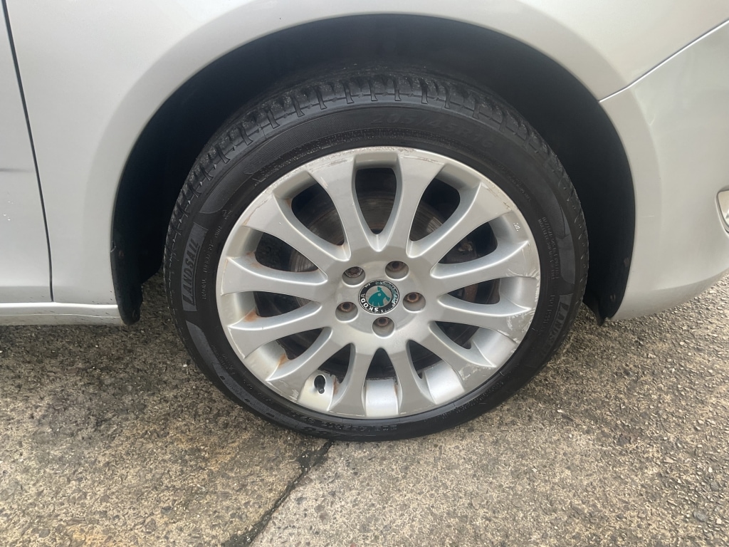 Used Skoda Fabia 2011 for sale - 77196757: Photo 29