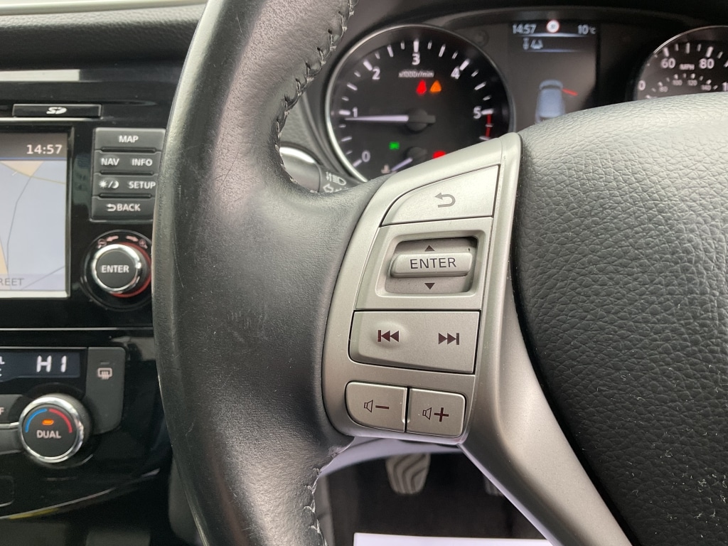 Used Nissan Qashqai 2016 for sale - 77991933: Photo 13