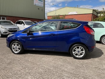 Used Ford Fiesta 2015 for sale - 78542209: Photo