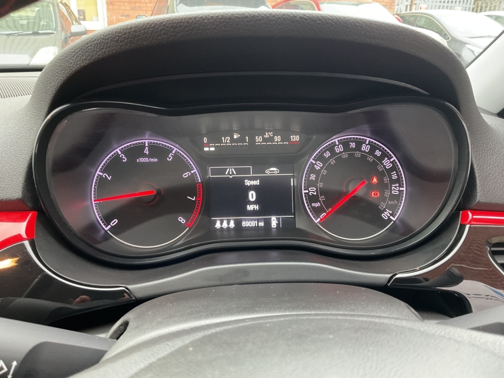 Used Vauxhall Corsa 2016 for sale - 77677515: Photo 7