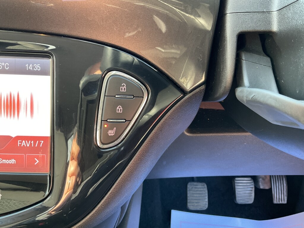 Used Vauxhall Corsa 2015 for sale - 77750289: Photo 11