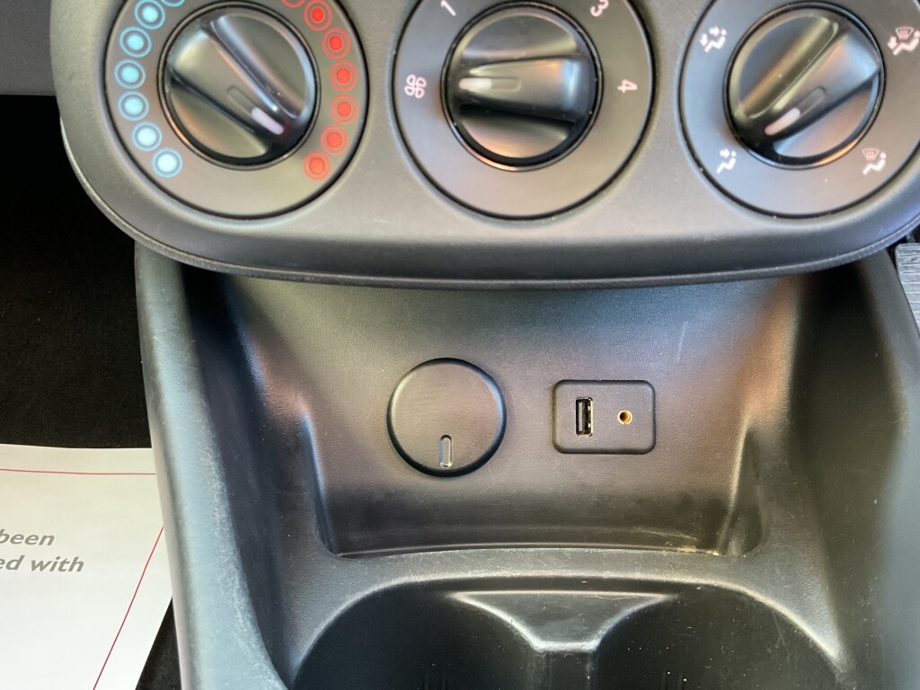 Used Vauxhall Corsa 2015 for sale - 77750289: Photo 13