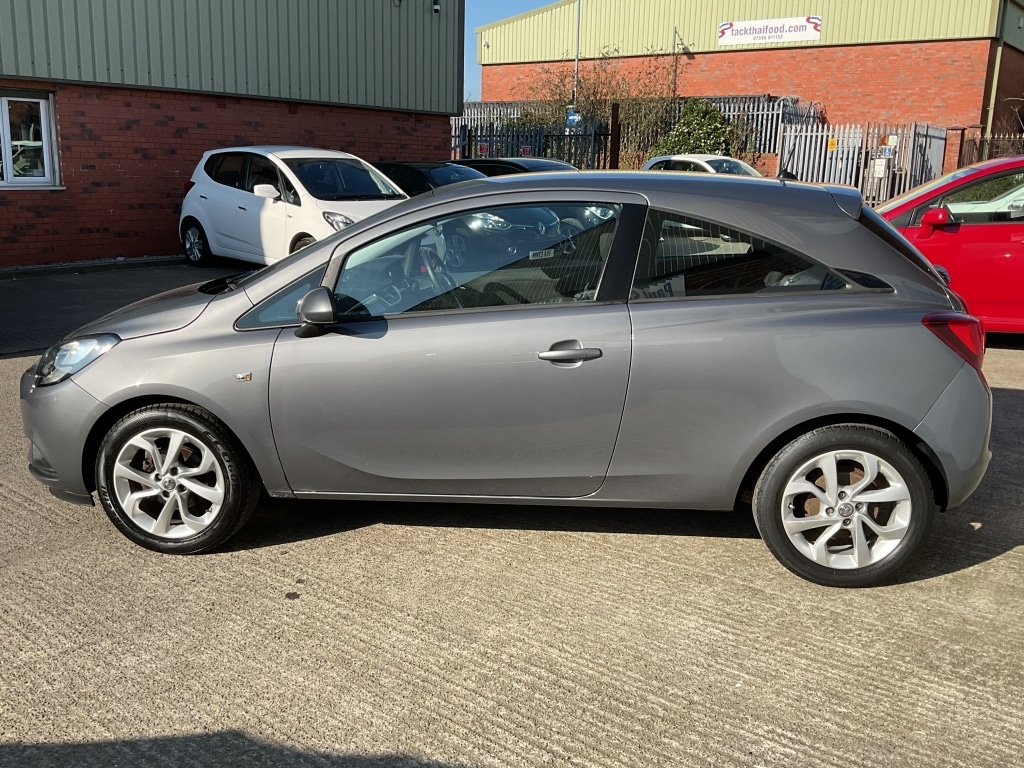 Used Vauxhall Corsa 2015 for sale - 77750289: Photo 3
